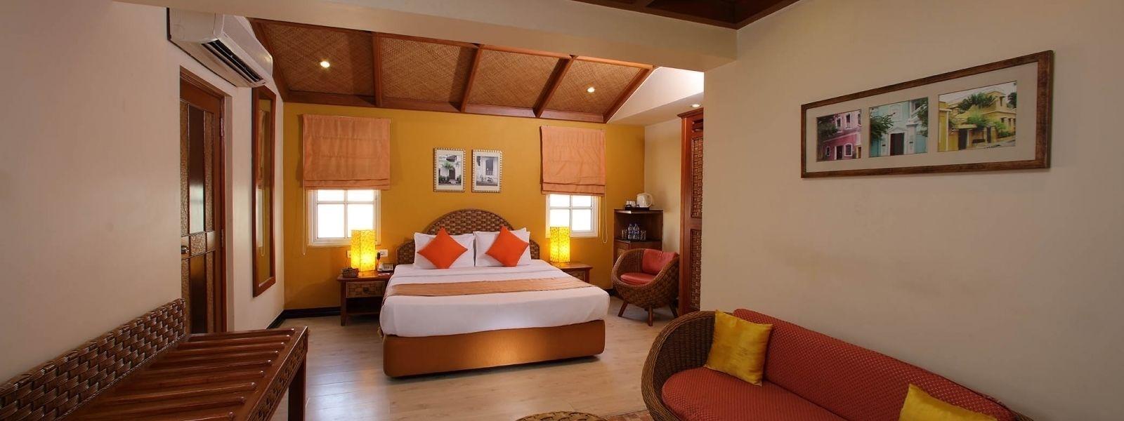 The Richmond Hotel Pondicherry Exterior photo